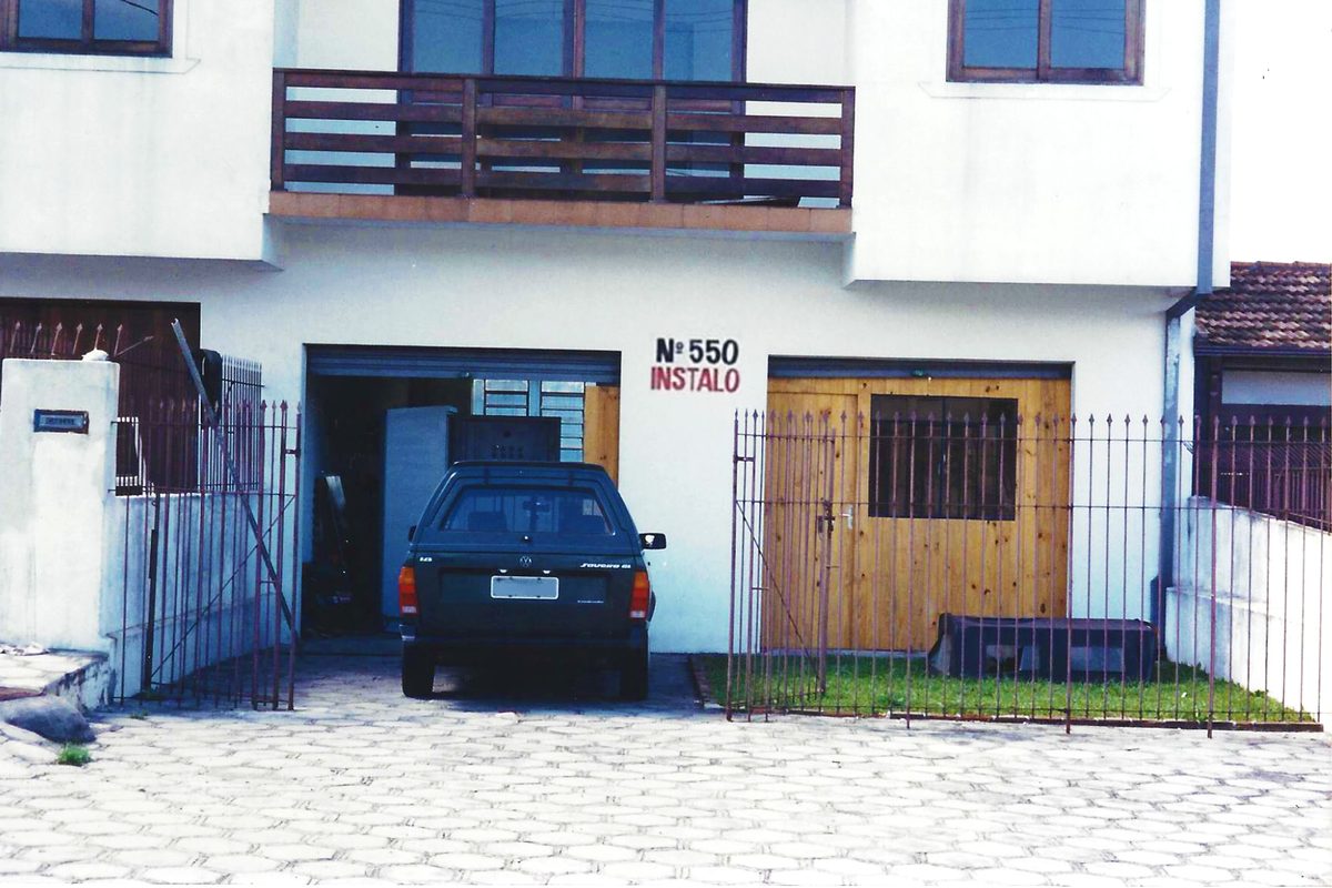 Primeira sede da INSTALO em Curitiba, início dos anos 1990